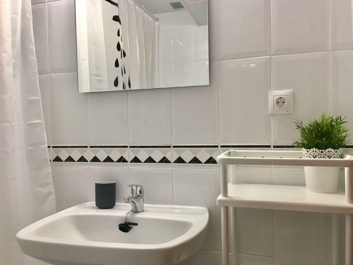 Gran Apartamento Familiar, Amigos O Trabajo Málaga Exteriör bild